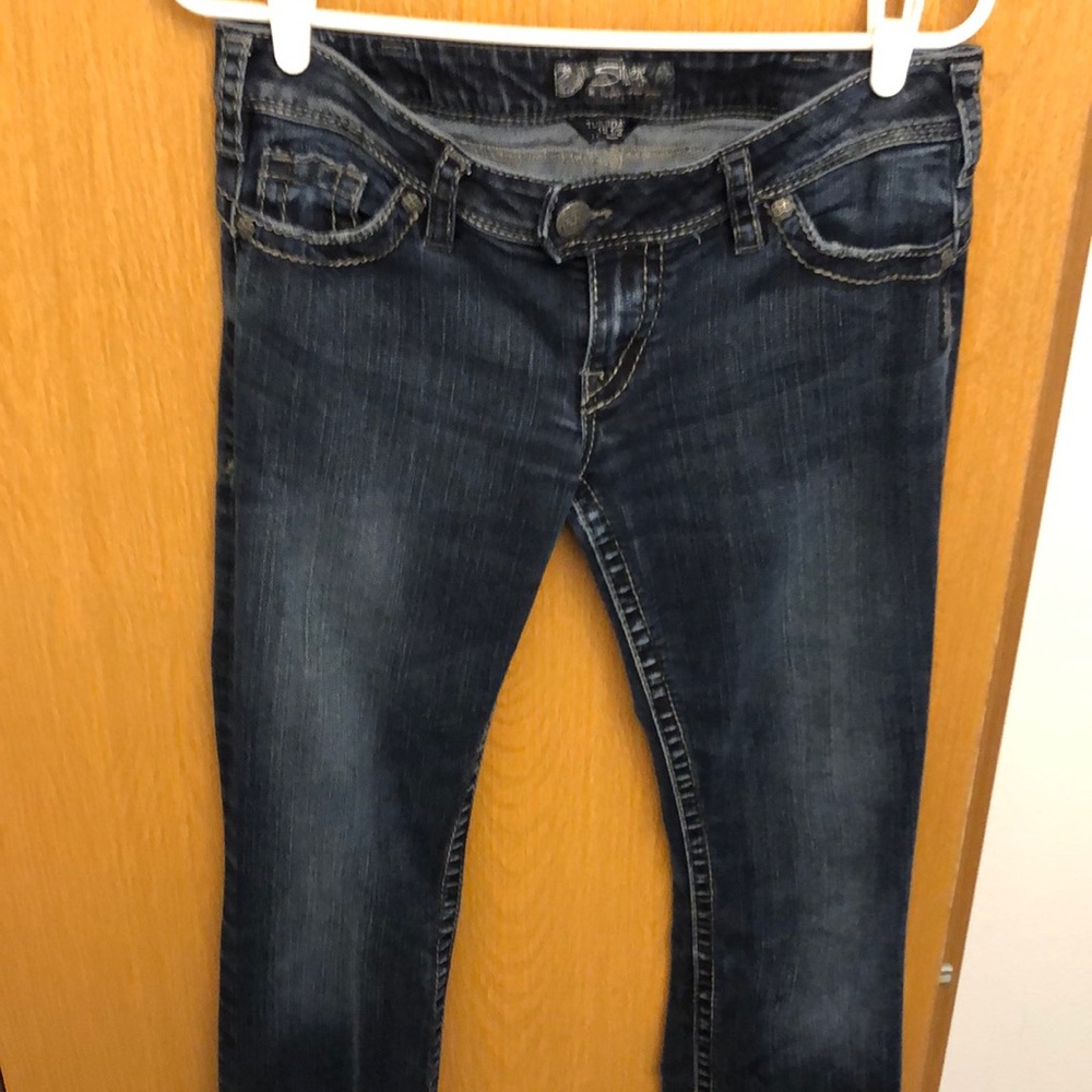 Silver jeans Tuesday style low rise